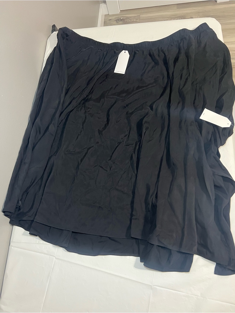 NWT Universal Standard Elastic Waist Black Maxi- Skirt